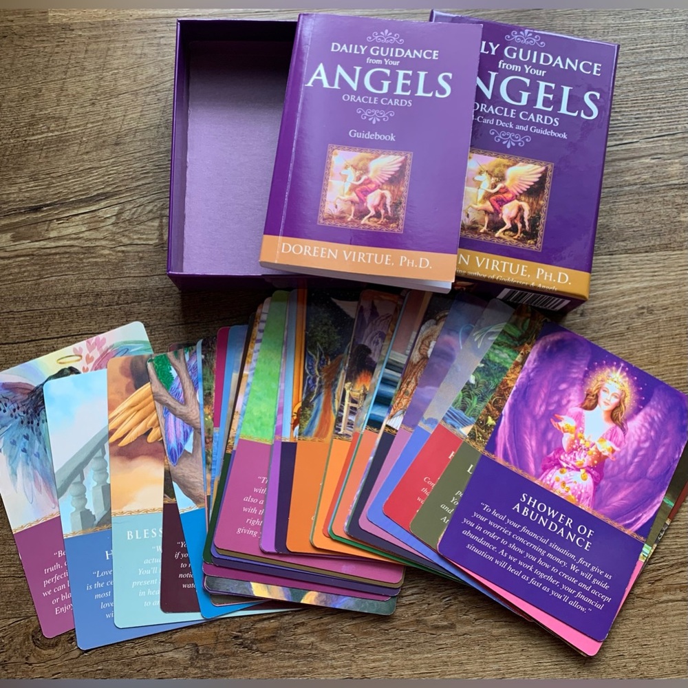 DAILY GUIDANCE from YourANGELSORACLE CARDS A 44-Card Deck and Guidebook